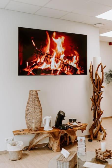 Suite De Charme Avec Jacuzzi Et Cabine Infrarouge Tubize Eksteriør billede